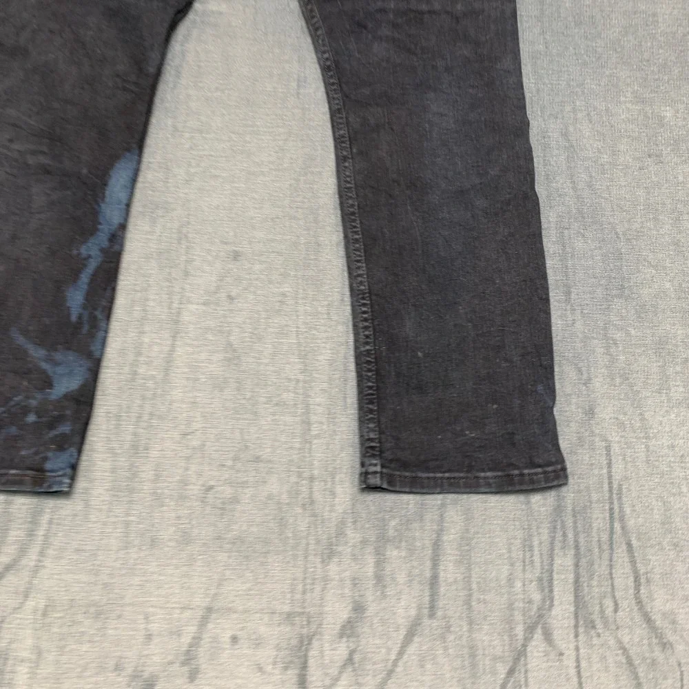 Levis levi 513